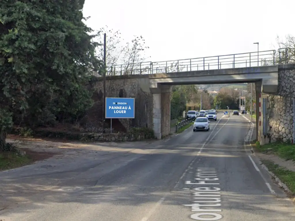 Panneau 4m² Av. Fortuné Ferrini - Luynes